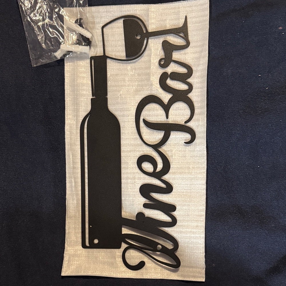 Black Metal Wine Bar Wall Decor